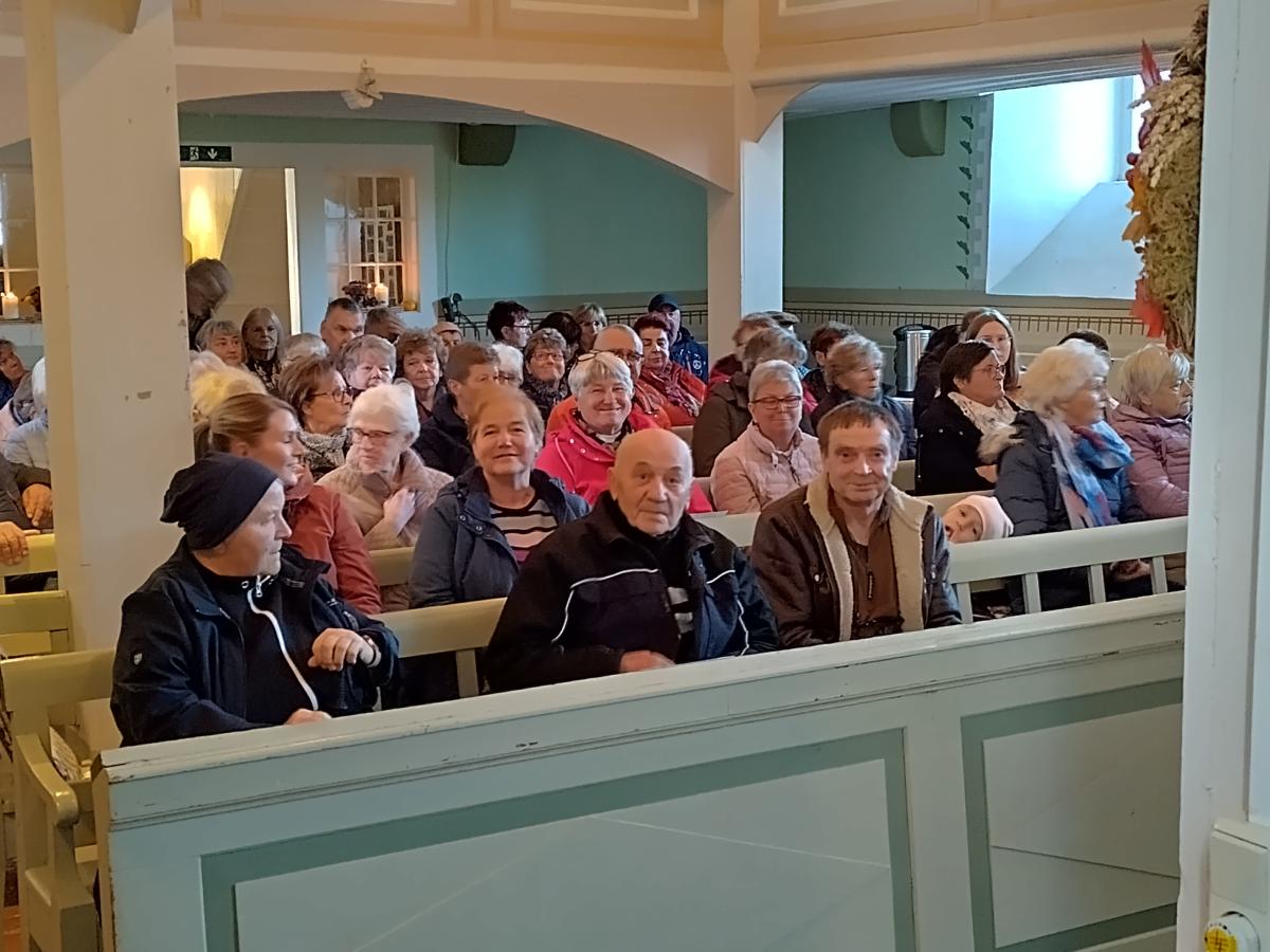 IMG 20251018 170103 HDR IMG 20251018 170103 HDR